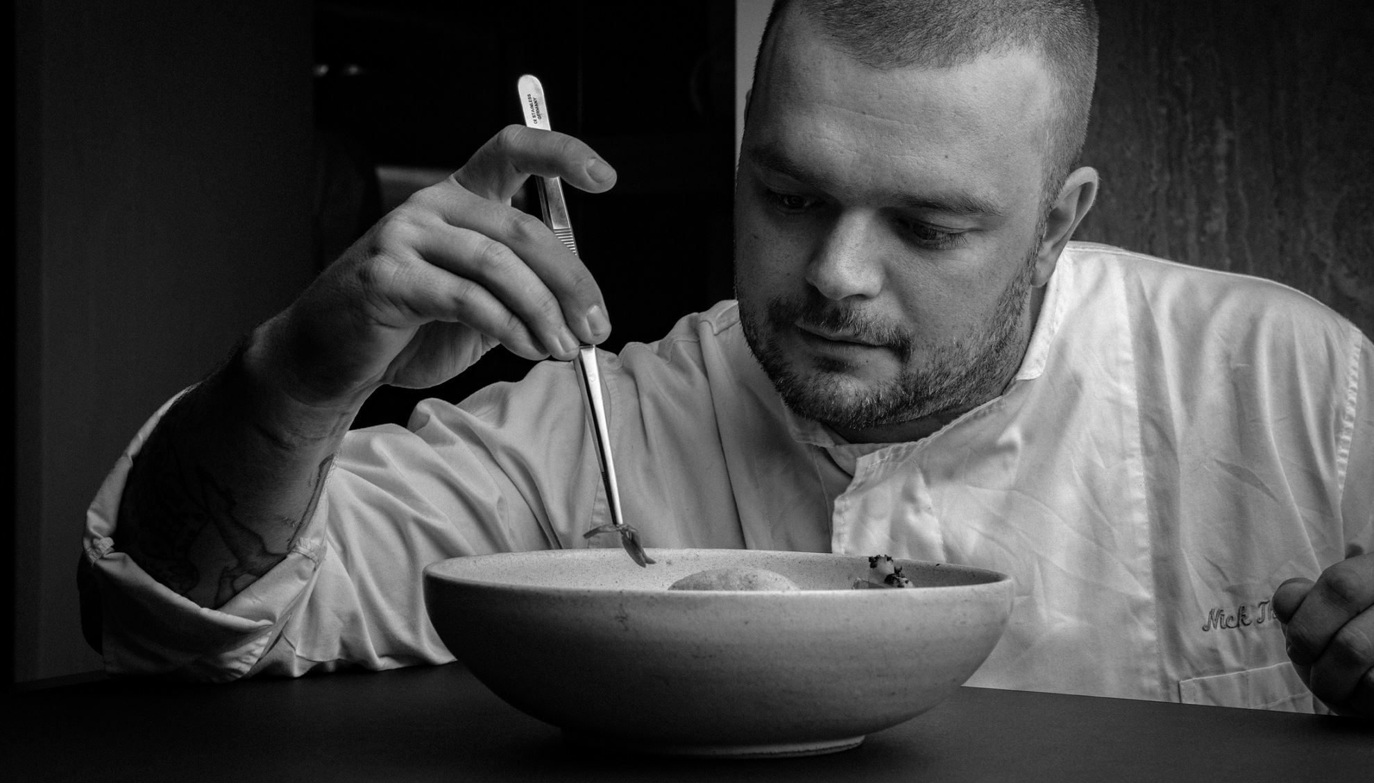 Το γαστρονομικό ροκ του Νίκου Θωμά