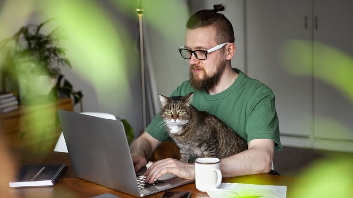 Η Gen Z δε μπορεί να αποφασίσει ακόμη για την απομακρυσμένη εργασία