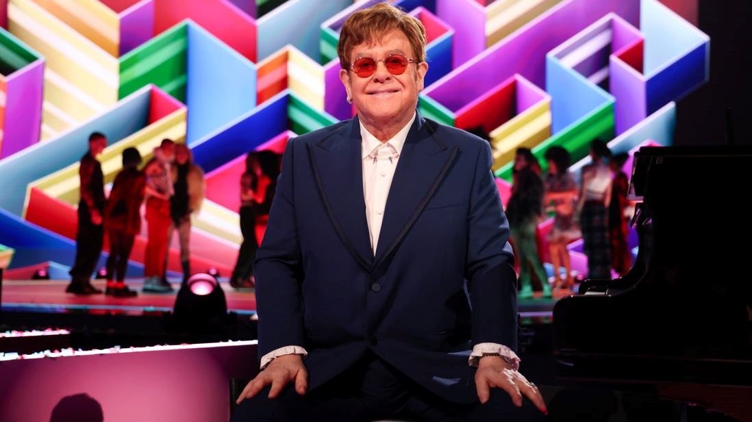 Ο Elton John δεν είναι καθόλου καλά