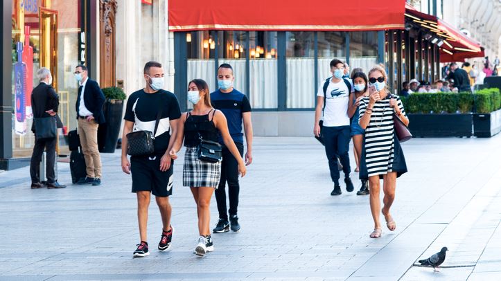 Κορονοϊός: Κατακόρυφη αύξηση με 4.206 νέα κρούσματα