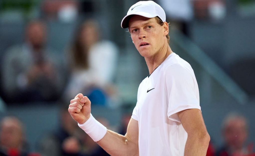 Jannik Sinner, πιο στυλάτος από ποτέ στο Roland Garros