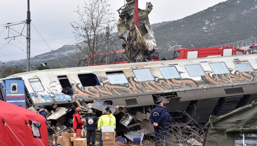 Μερικές αλήθειες για τη σύγκρουση τρένων στα Τέμπη βγαλμένες μέσα από το Twitter