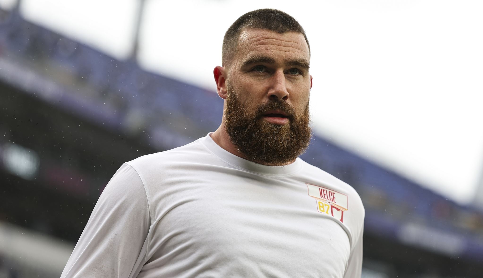 Τι δουλειά έχει ο Travis Kelce στο Grotesquerie του Ryan Murphy;