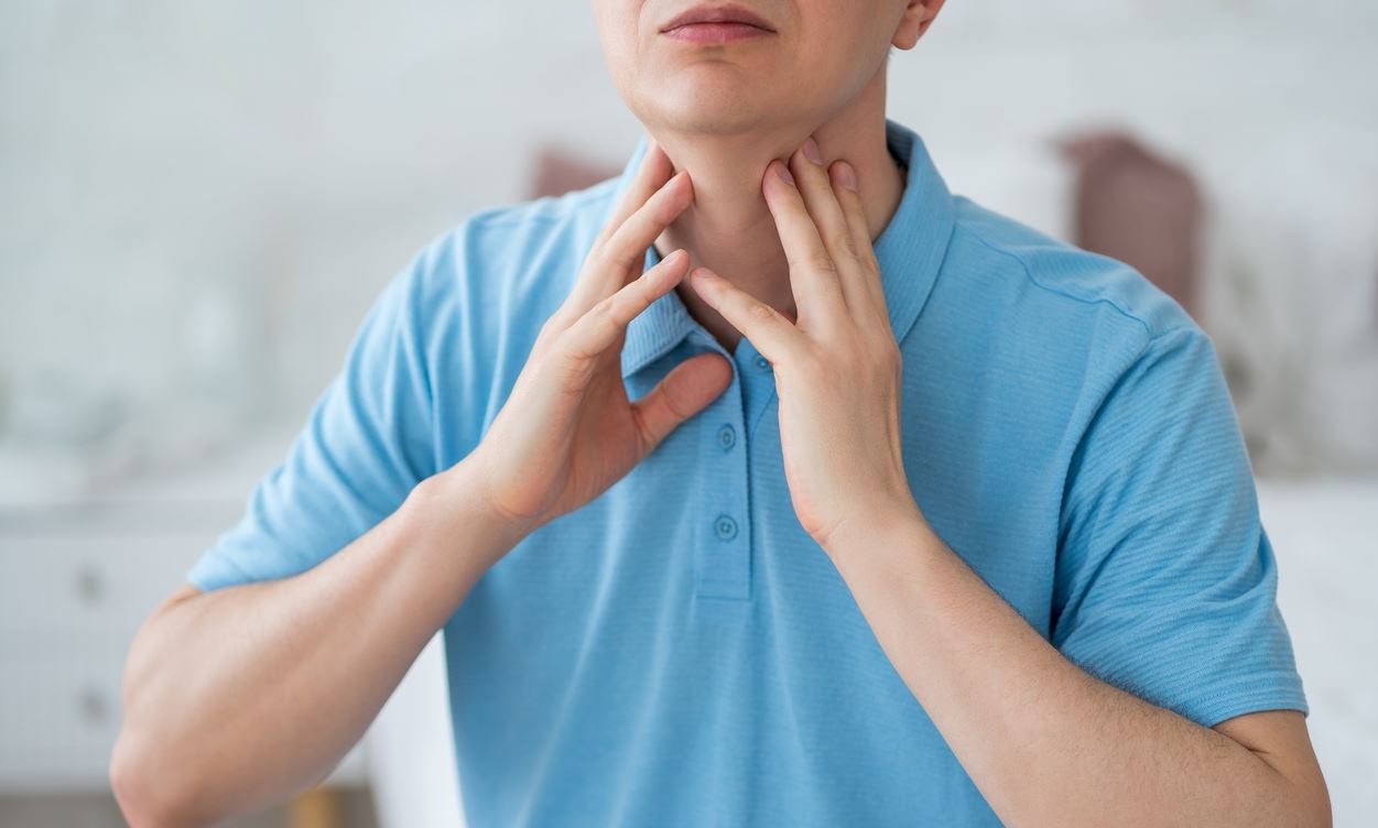 Πρόβλημα στο λάρυγγα; Μάθε τα πάντα για τη θεραπεία με laser