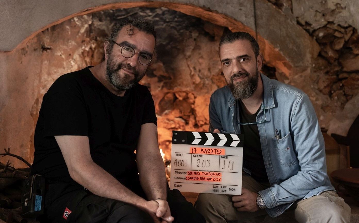 Πρώτη ματιά στη νέα σειρά του Σωτήρη Τσαφούλια, '17 Κλωστές'