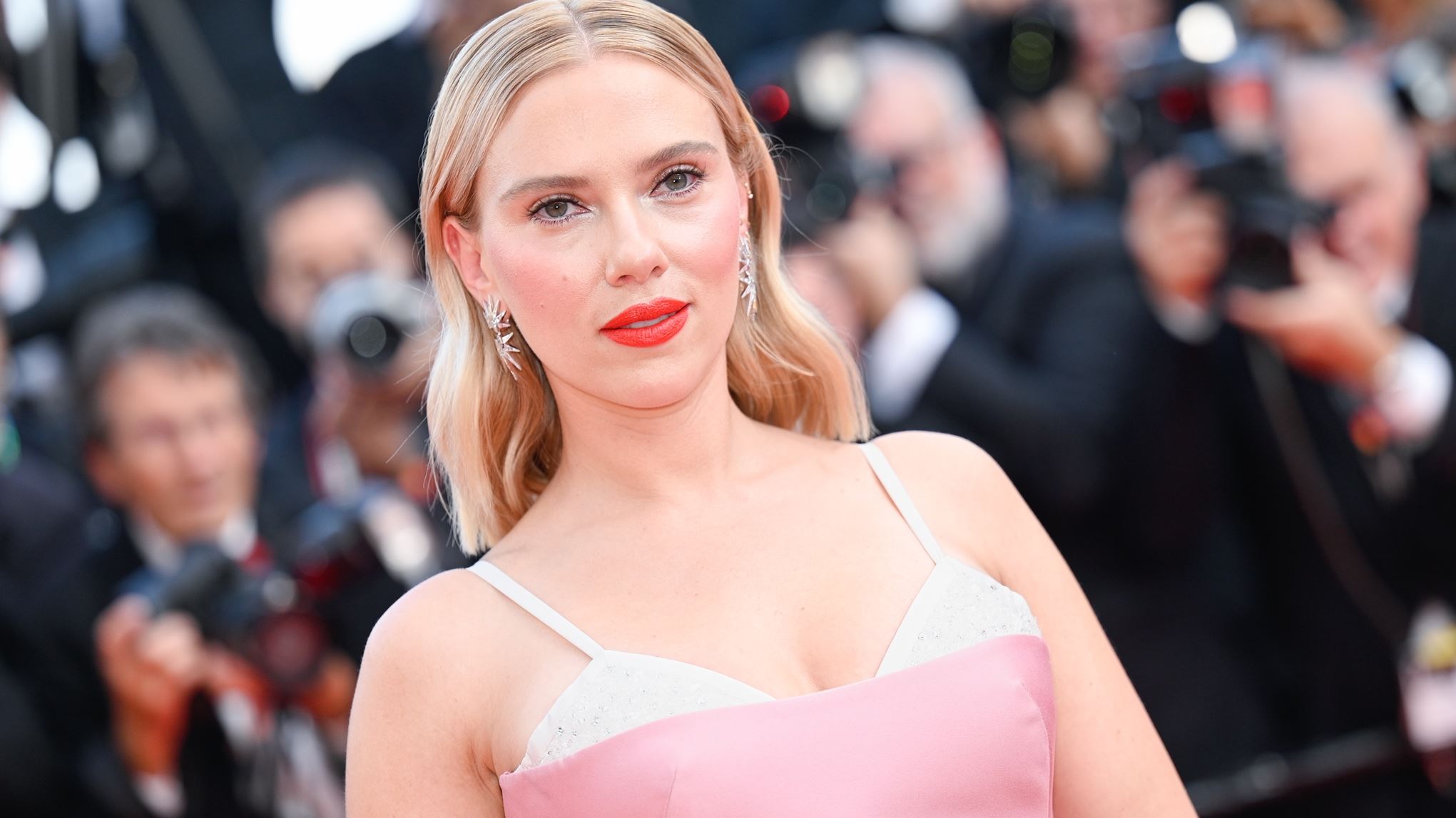 Πρώτο trailer για το Fly Me to the Moon με τη Scarlett Johansson