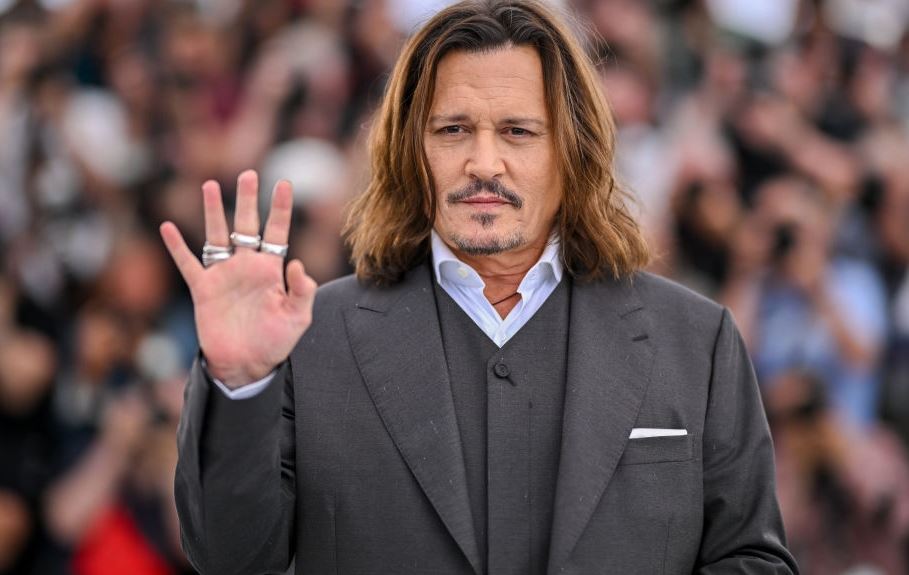 O σκανδαλώδης κύριος Johnny Depp