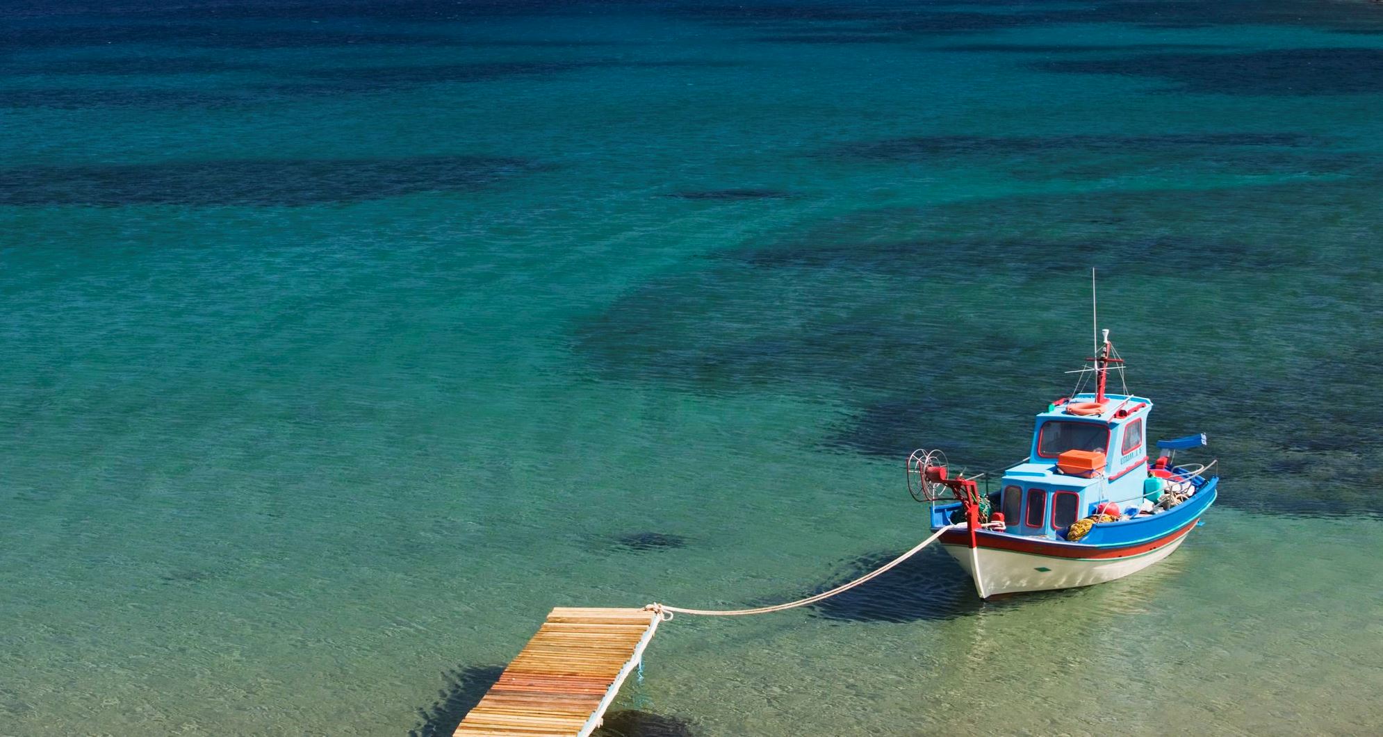 Η Daily Mail αποκαλύπτει 6 άγνωστους παραδείσους του Αιγαίου