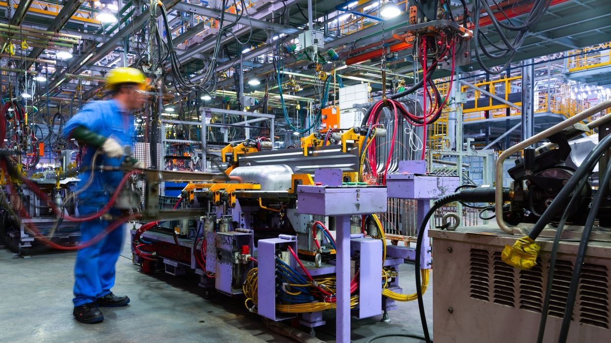 Γιατί έκλεισε το εργοστάσιο της Nissan στον Βόλο