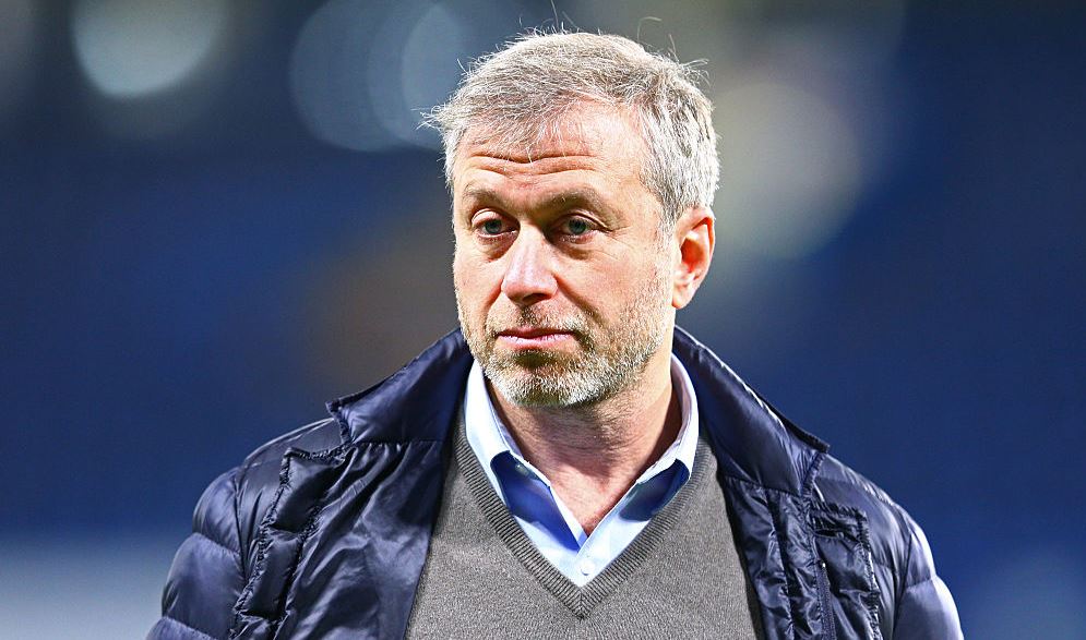 Κι όμως, ακόμη κι ο Roman Abramovich ζητά δανεικά