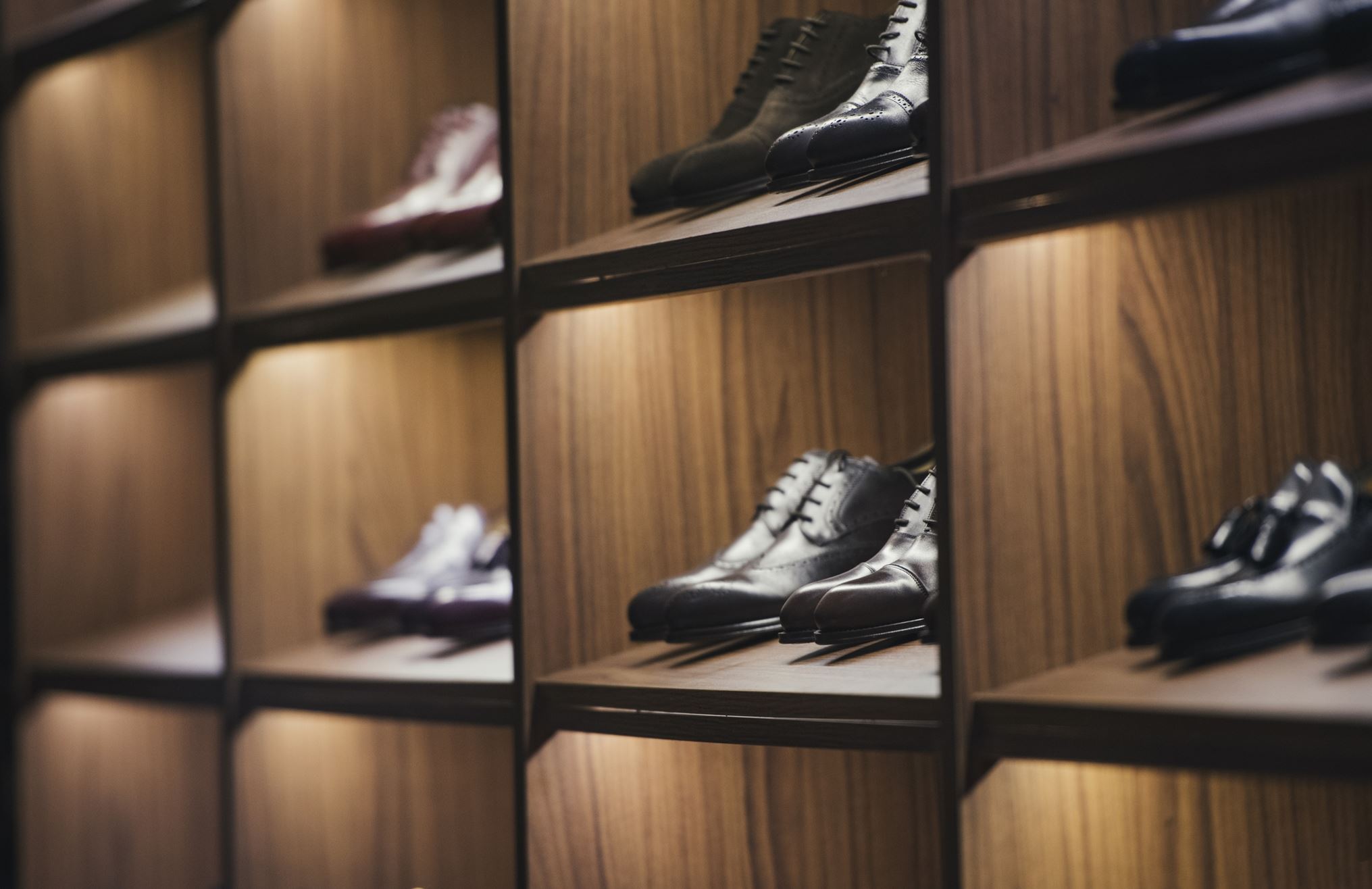 Ένας μίνι οδηγός για να αγοράζεις πάντα τα σωστά παπούτσια