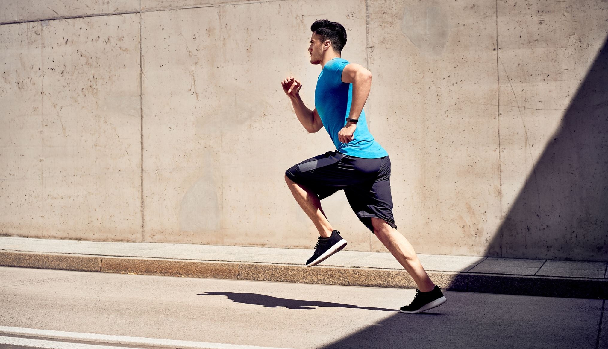 Γρήγορο τρέξιμο vs τρέξιμο μεγάλων αποστάσεων, ποιο σε ωφελεί περισσότερο