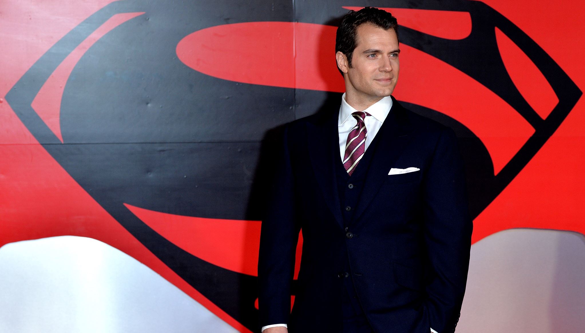 Ο Henry Cavill επιστρέφει και επισήμως ως Superman