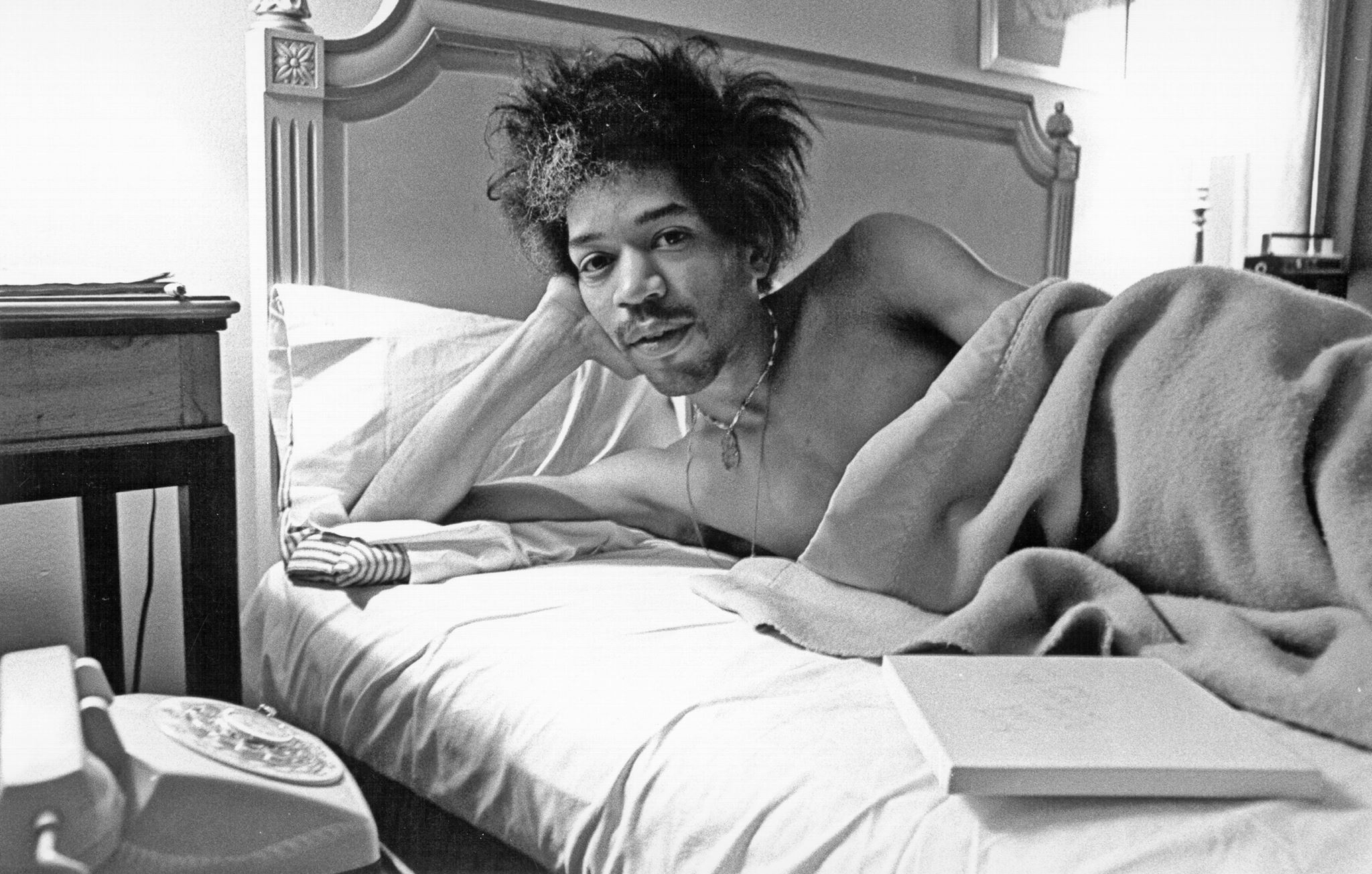 Ανακαλύπτοντας την πραγματική ιστορία της ζωής του Jimi Hendrix