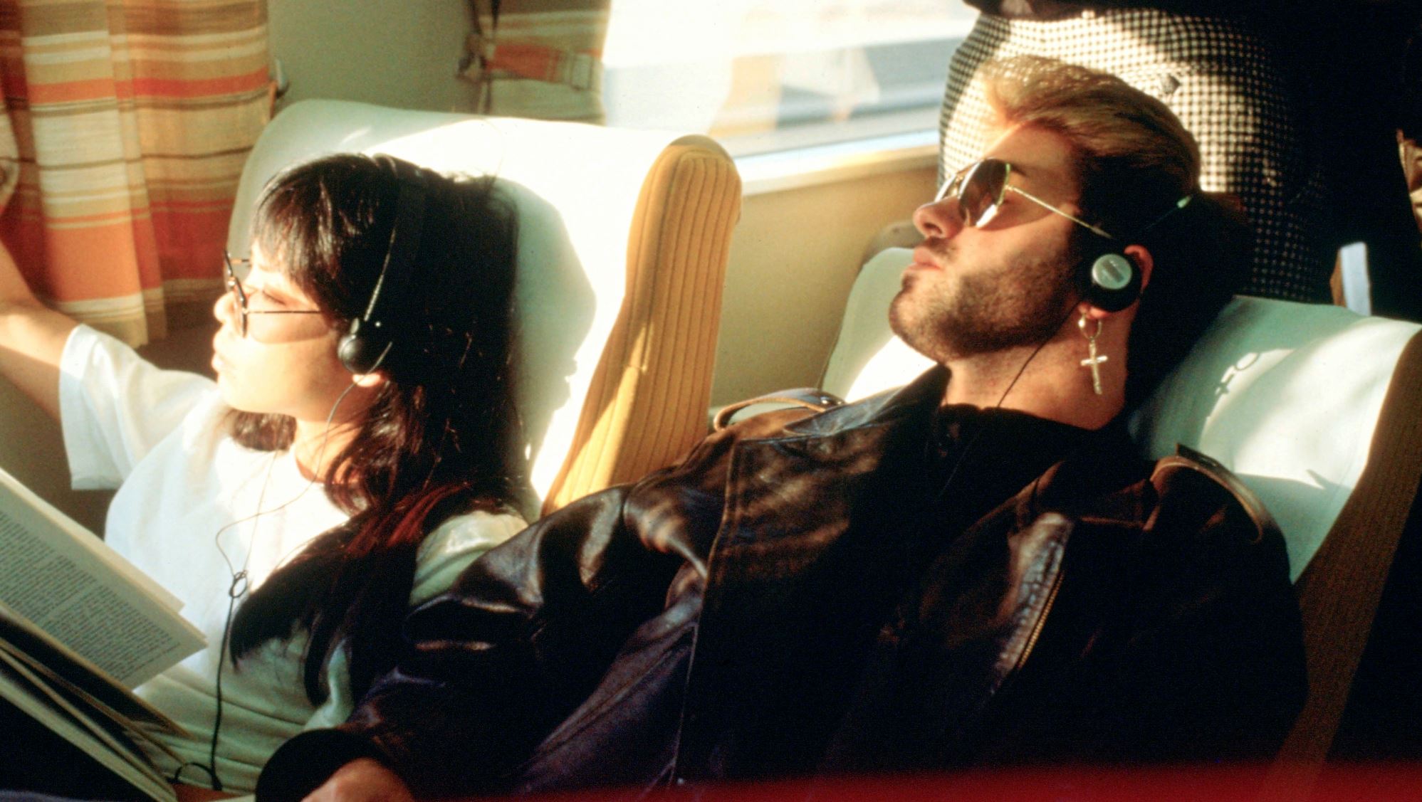 Το Walkman μας έμαθε να αγνοούμε επιδεικτικά τους γονείς και να κλέβουμε μουσική