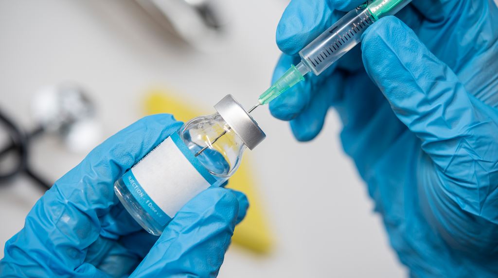 Οι εμβολιασμοί ενάντια στην Covid-19 θα ξεκινήσουν το 2021