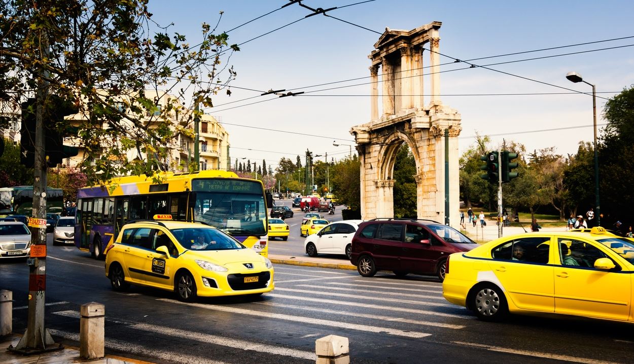 Γιατί κάνουν σήμερα απεργία τα ταξί