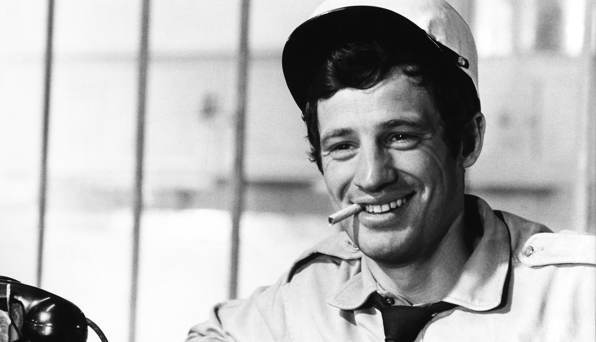 Όταν ο Jean-Paul Belmondo έκανε το "έγκλημα" αφόρητα σέξι