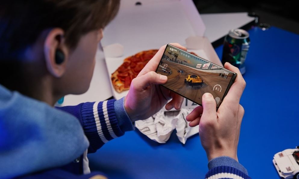 Η νέα σειρά Samsung Galaxy S23 είναι η απόλυτη premium εμπειρία