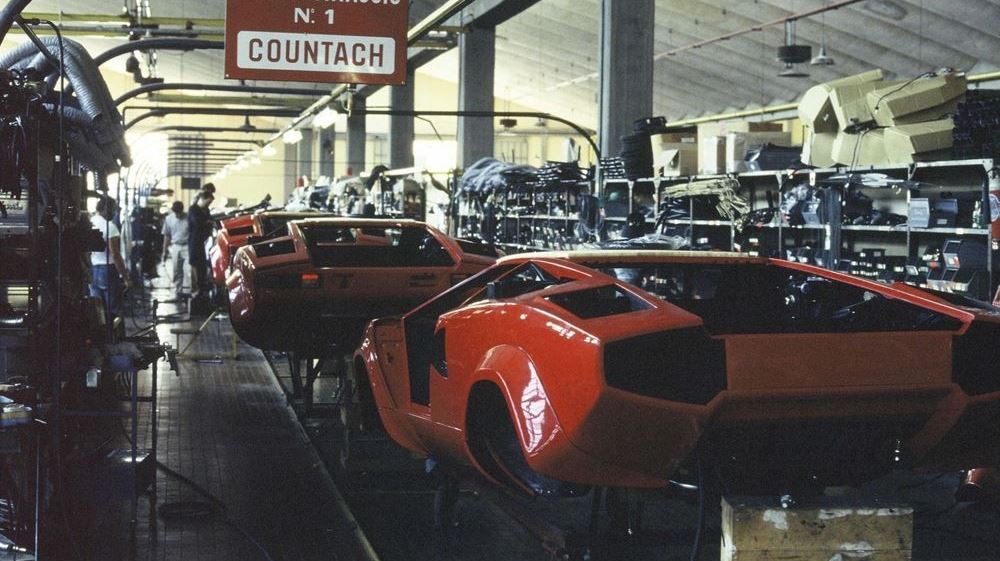 H Lamborghini Countach γίνεται 50 ετών και επιστρέφει στην παραγωγή (εικόνες, video)