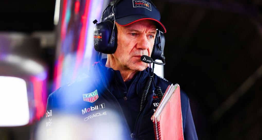 Tα συμβόλαια που προσφέρουν Aston Martin και Ferrari στον Adrian Newey