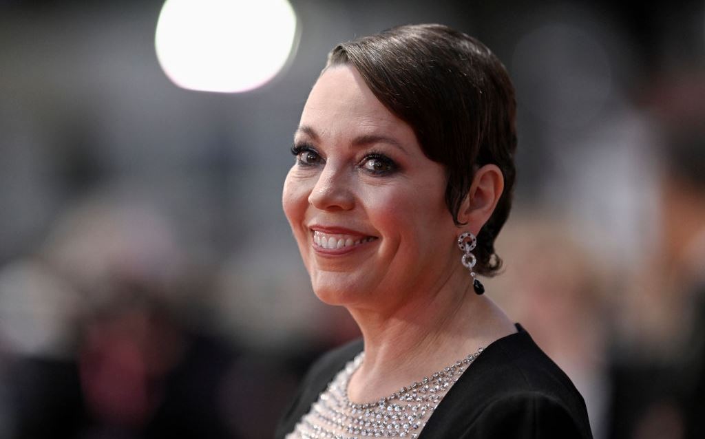 Η Olivia Colman κάτι είχε κλέψει από το σετ του 'The Crown'
