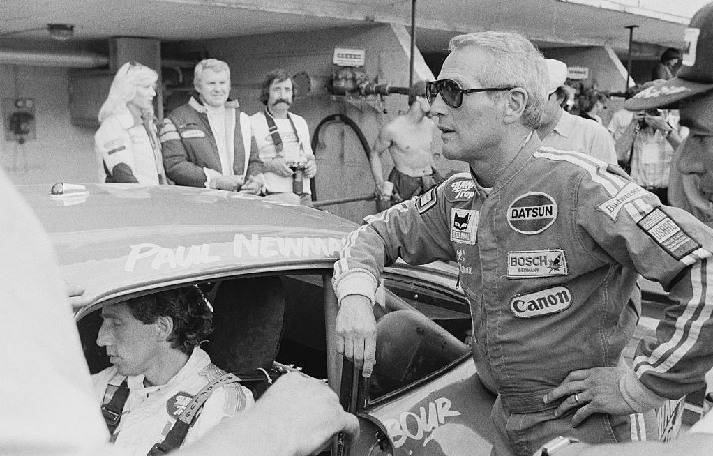 Γιατί ο Paul Newman φορούσε γυαλιά ηλίου στις δημόσιες εμφανίσεις του;