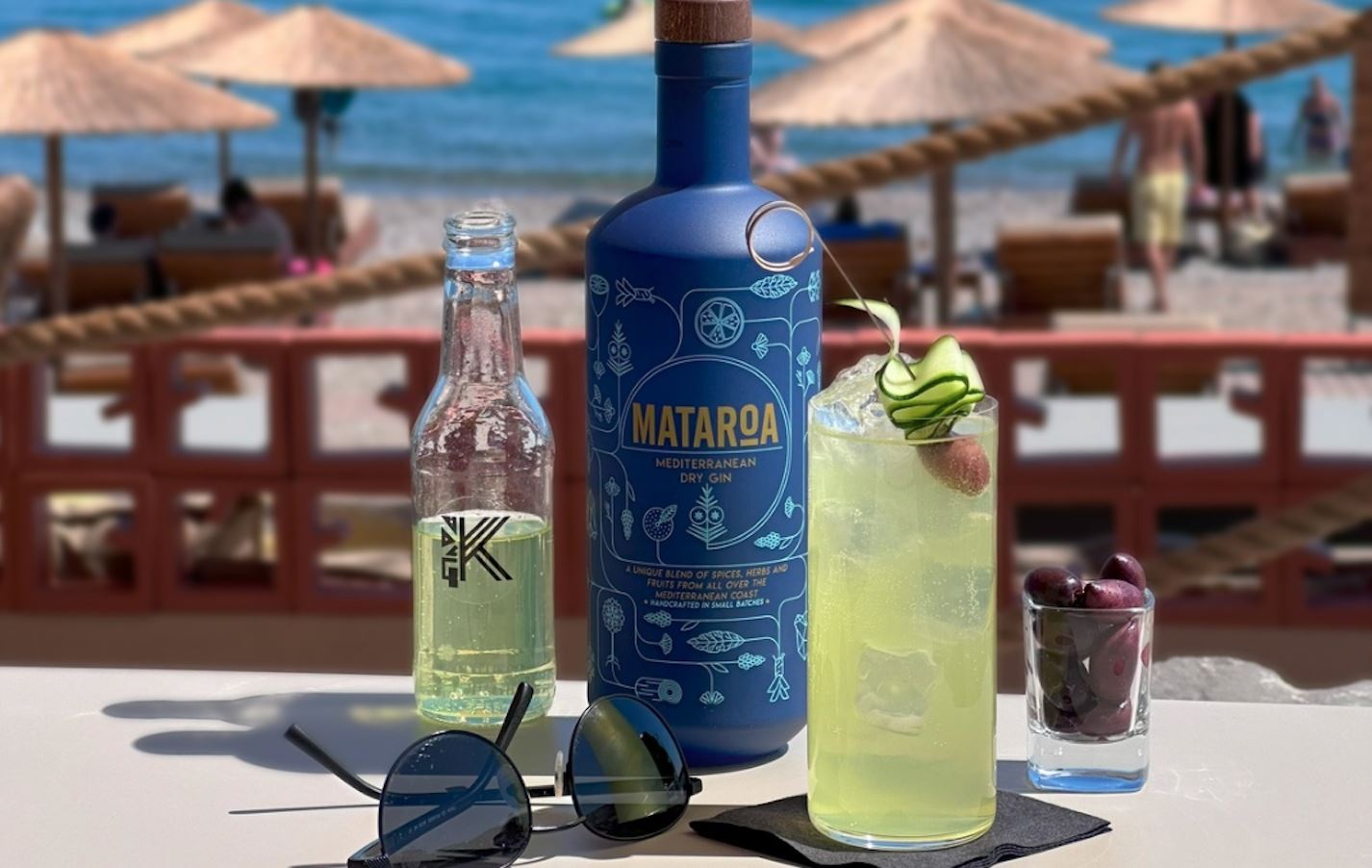 Καλοκαιρινό ταξίδι στην Ελλάδα με το Mataroa Gin