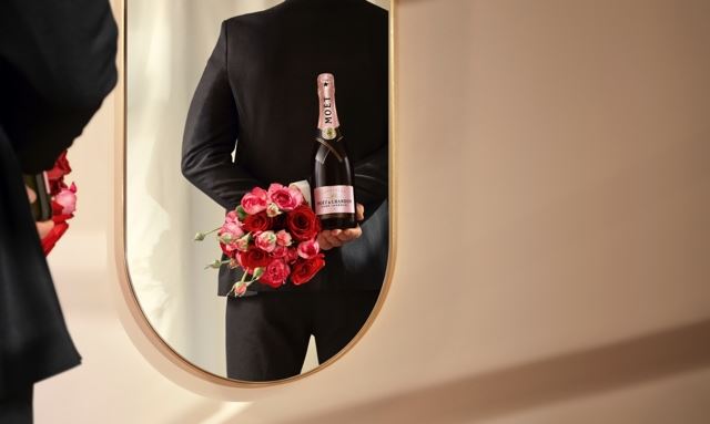 Ο Άγιος Βαλεντίνος ταιριάζει τέλεια με τη Moët & Chandon