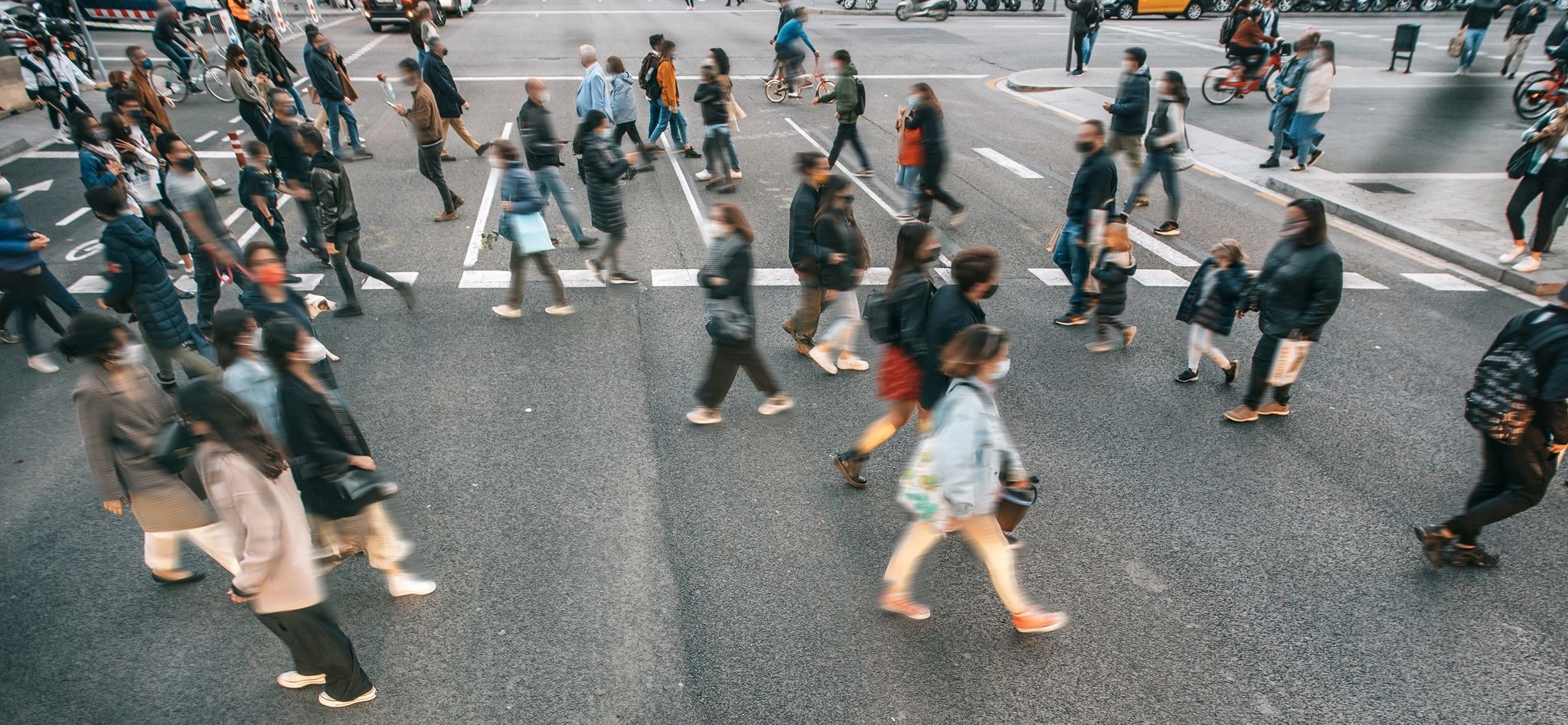 Ο κορονοϊός (ξανα)καλπάζει στην Ευρώπη