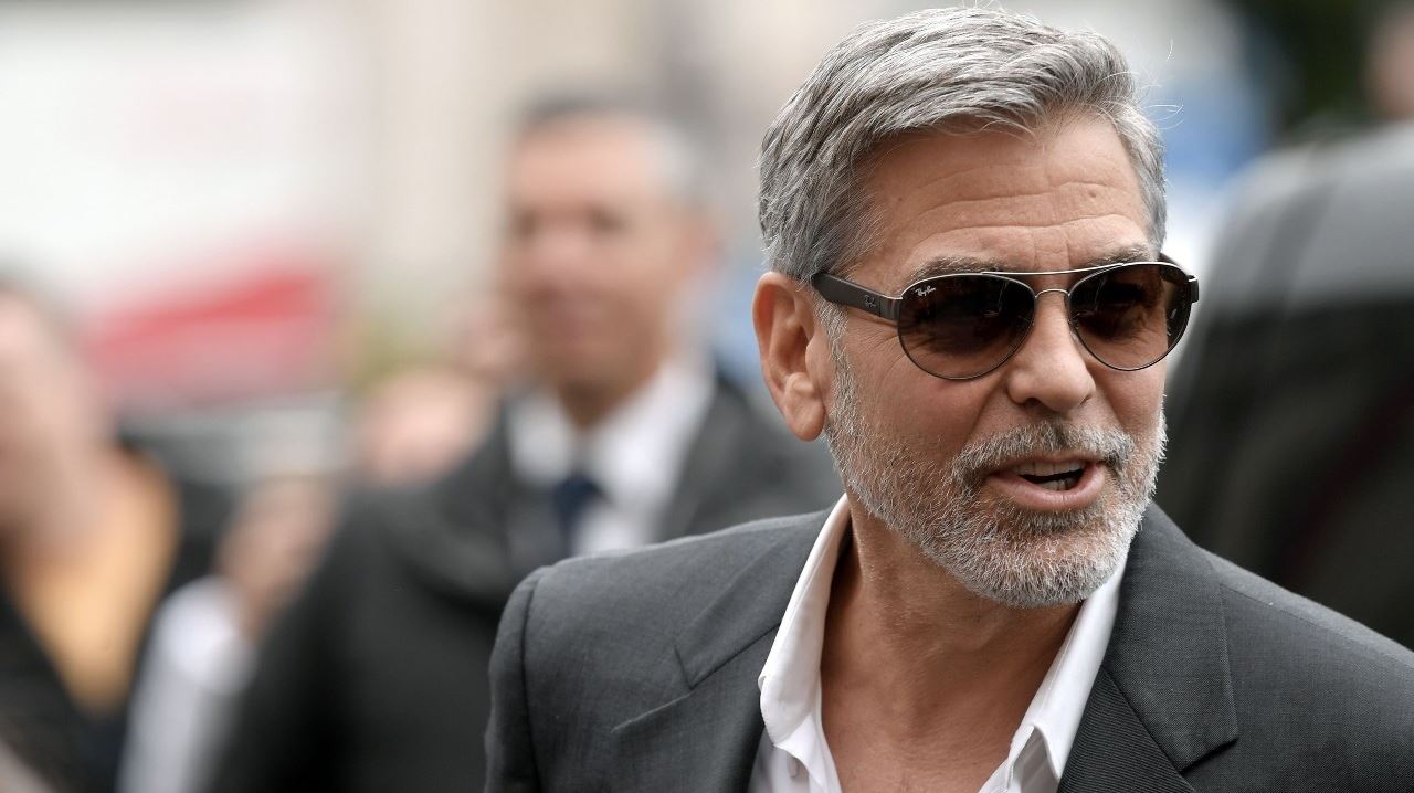 O George Clooney φορά το ίδιο κοστούμι εδώ και 20 χρόνια
