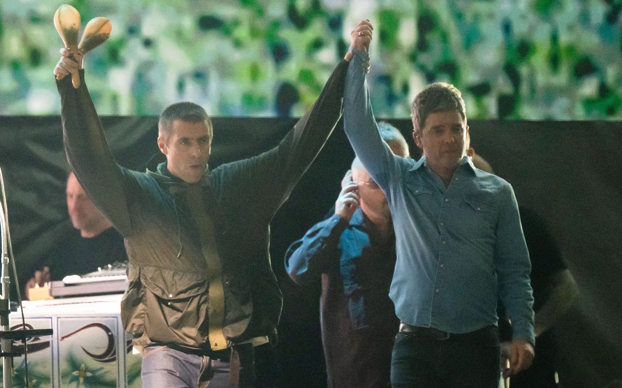 Αυτό είναι το καλύτερο τραγούδι των Oasis σύμφωνα με τους ίδιους