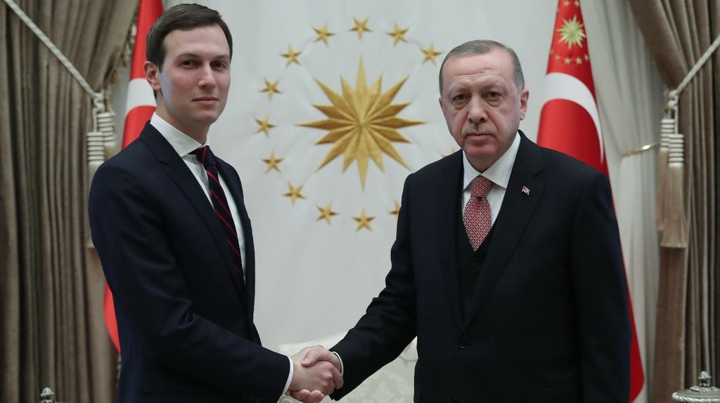 Η Guardian αποκαλεί "νταή" τον Erdogan και προειδοποιεί