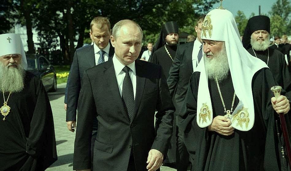 Η χυδαία σταυροφορία του Vladimir Putin