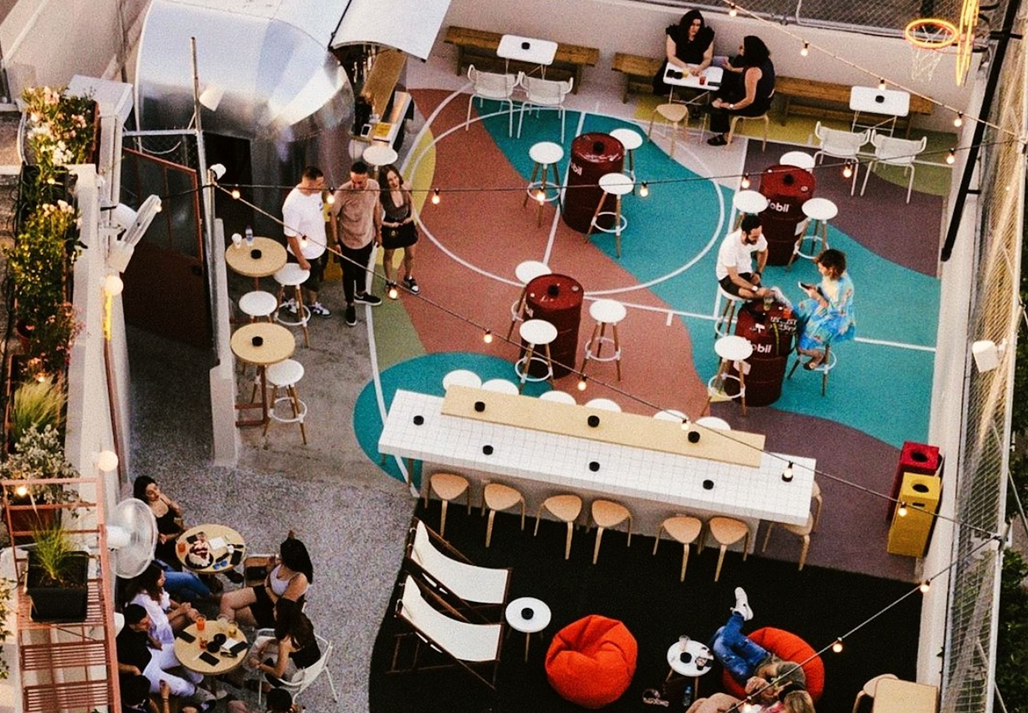 Υπέροχα μπαρ σε αθηναϊκές και πειραιώτικες ταράτσες