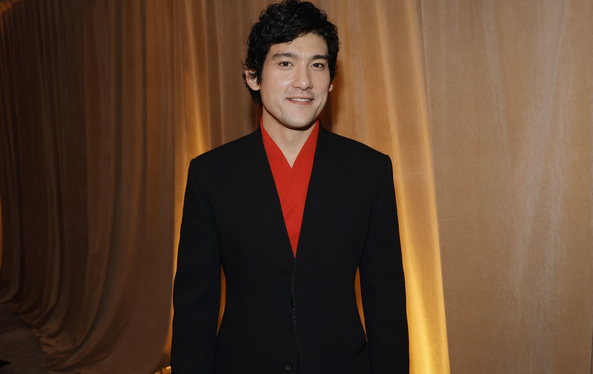 Η νέα φιλόδοξη σειρά του Apple TV+ έχει κάτι από White Lotus και The Bear και είναι 'άχαστη'