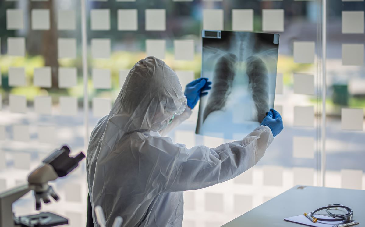 Ο SARS-COV-2 μπορεί να μεταδίδεται και με την αναπνοή σύμφωνα με νέα έρευνα