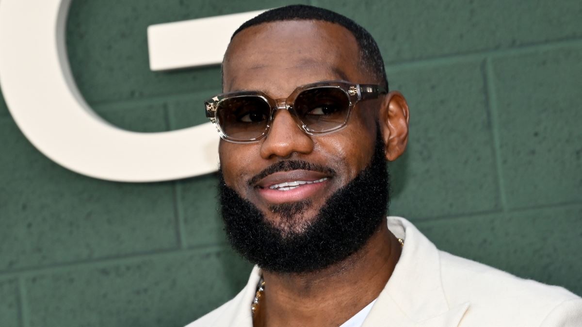 Σε άλλα νέα, ο LeBron James έγινε podcaster