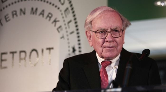 Τελικά ο Warren Buffett πουλά ή αγοράζει μετοχές;