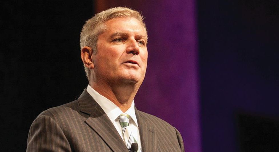 Mike Abrashoff: Από το Πολεμικό Ναυτικό των ΗΠΑ στην Αθήνα