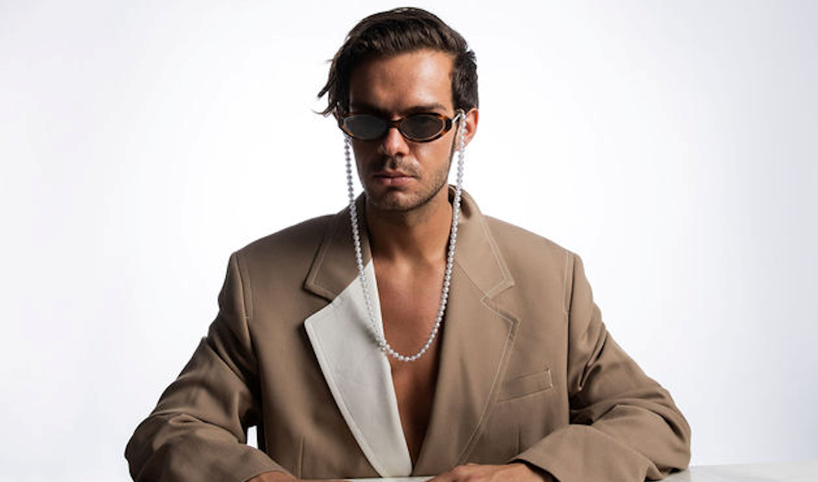 O Μηνάς Αηδόνης και τα Lenshop σου βάζουν τα γυαλιά ηλίου