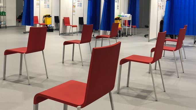 ΗΠΑ: 240.000 θάνατοι από κορονοϊό, λόγω μη-εμβολιασμού