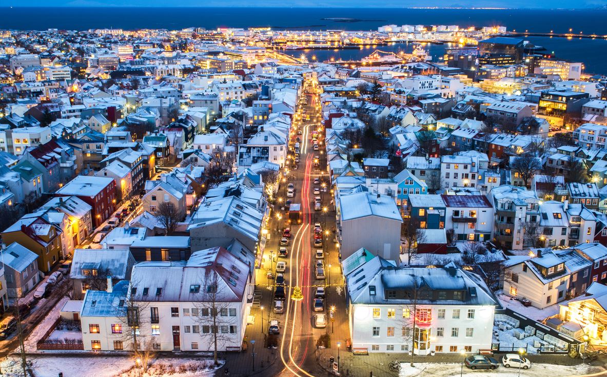 Η Ισλανία εφάρμοσε 35ωρη εργασία. Και πέτυχε.