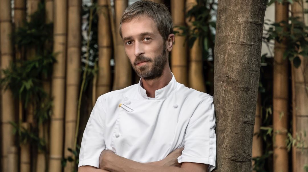 Ο Θοδωρής Παπανικολάου, σε κάποια άλλη ζωή, ίσως ήταν ζωγράφος