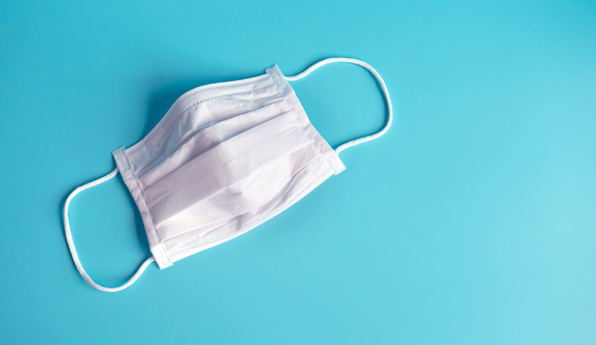 Υφασμάτινη ή χειρουργική μάσκα;