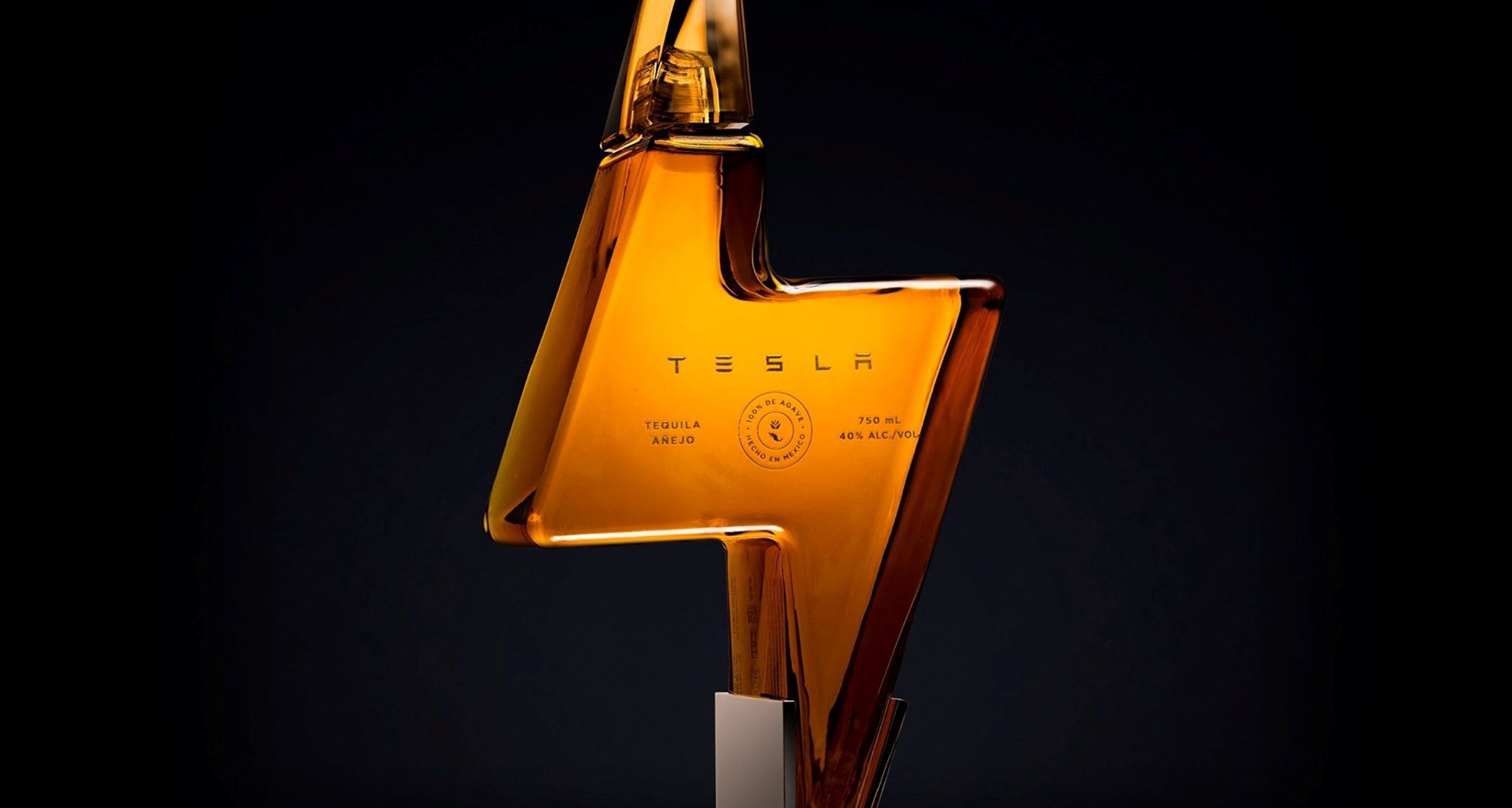 Η τεκίλα της Tesla μόλις κυκλοφόρησε και είναι ήδη sold out