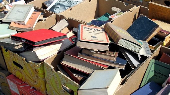 Ποιοι είναι όλοι αυτοί που σνομπάρουν τα βιβλία;