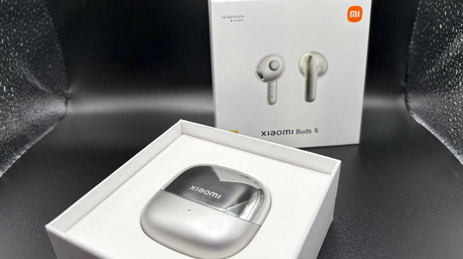 Τα ακουστικά Xiaomi Buds 5 προσφέρουν χωρικό ήχο, με κάποιους όμως περιορισμούς [Tech Review]