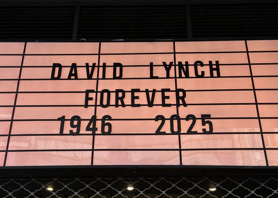 Στο Cinobo Πατησίων, θα βρεις μία ειδική προβολή για να τιμήσεις σωστά τη μνήμη του David Lynch