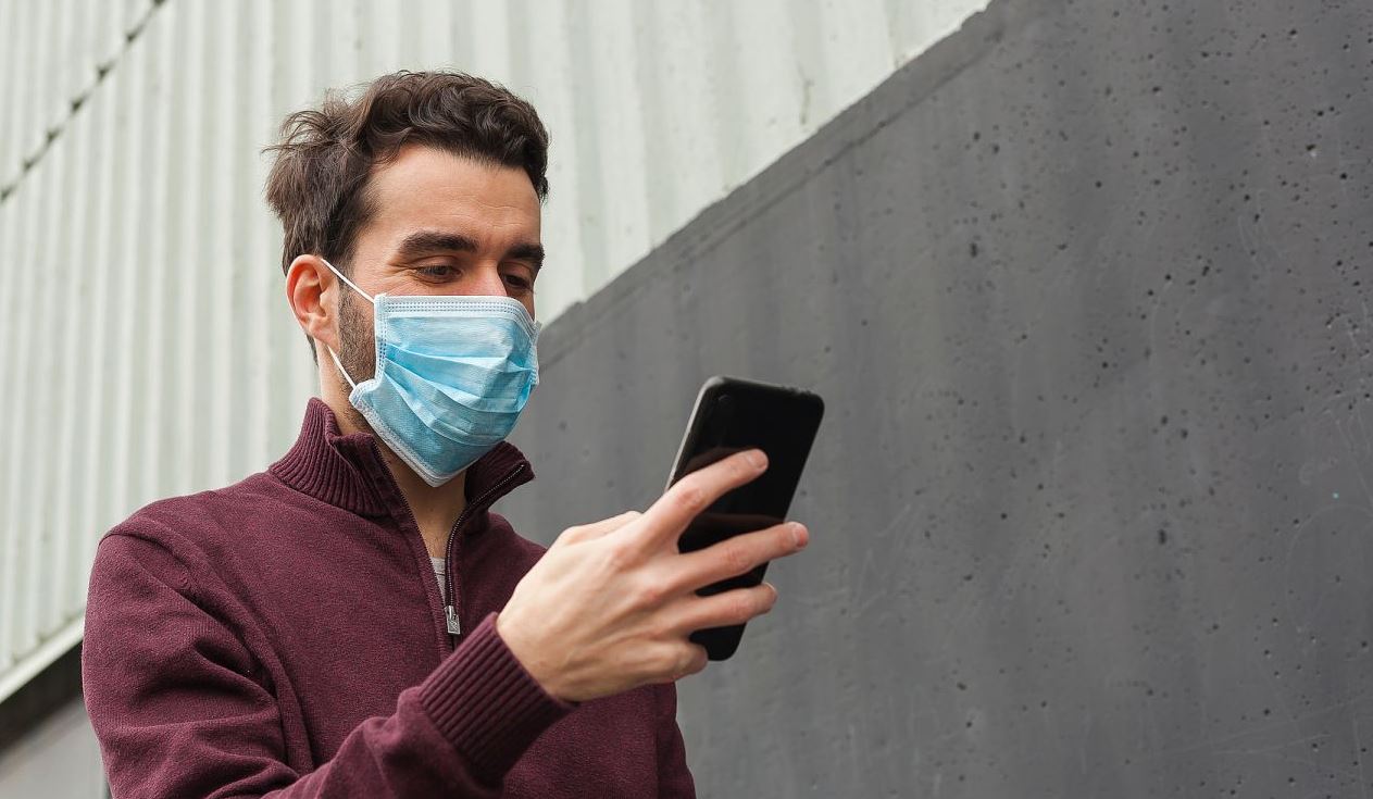 To Face ID του iPhone θα αναγνωρίζει και πρόσωπα με μάσκες